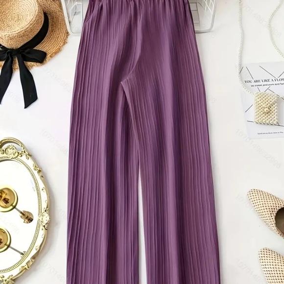 ⭐️Plum Wide Leg High-Waisted Pants with Tie-Waist - Picture 2 of 4